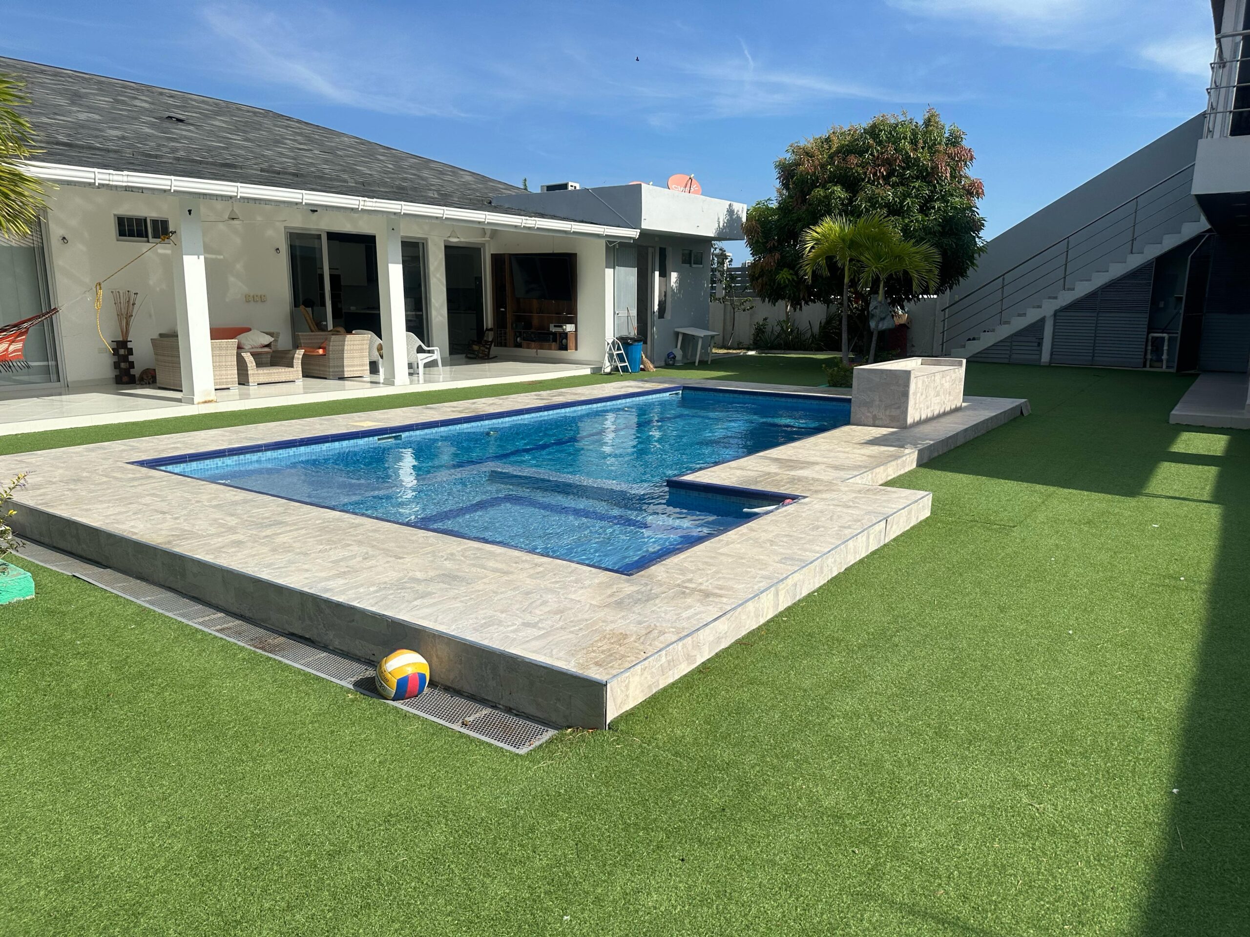 Piscina Casa Bonda